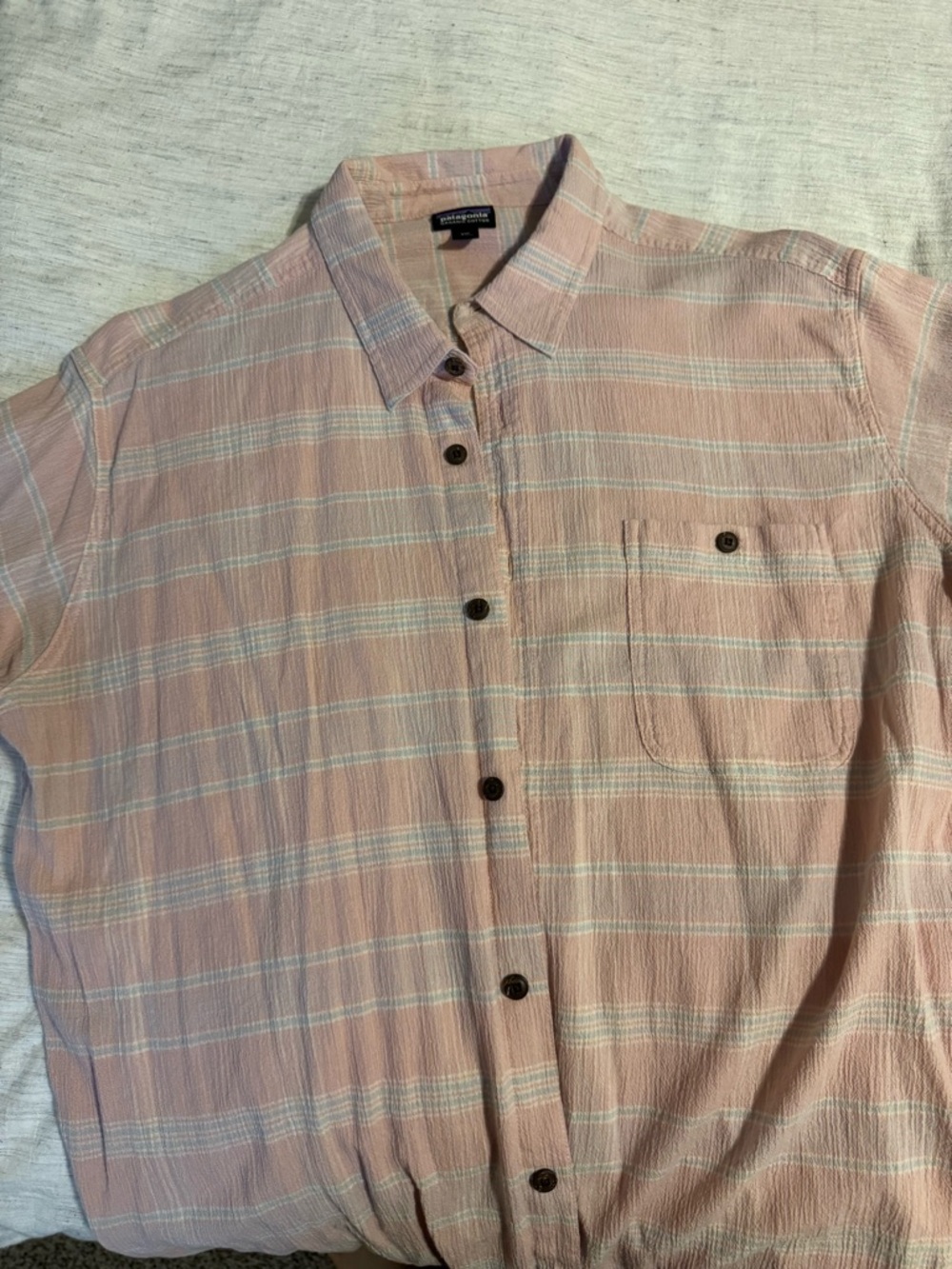 Patagonia Men's Light Pink Plaid Short-Sleeve Button-Down Shirt